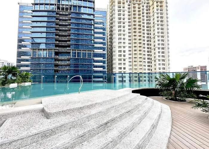 Crisean Highrise - 100 West Makati Apartment *